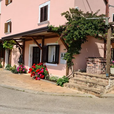 Studio Apartman Cleo Umag Exterior photo